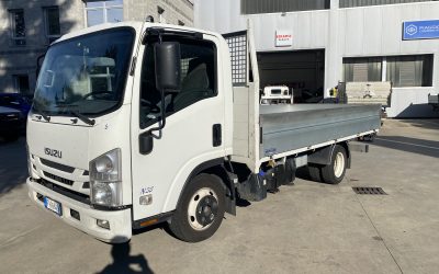 Isuzu M 27 cassone fisso